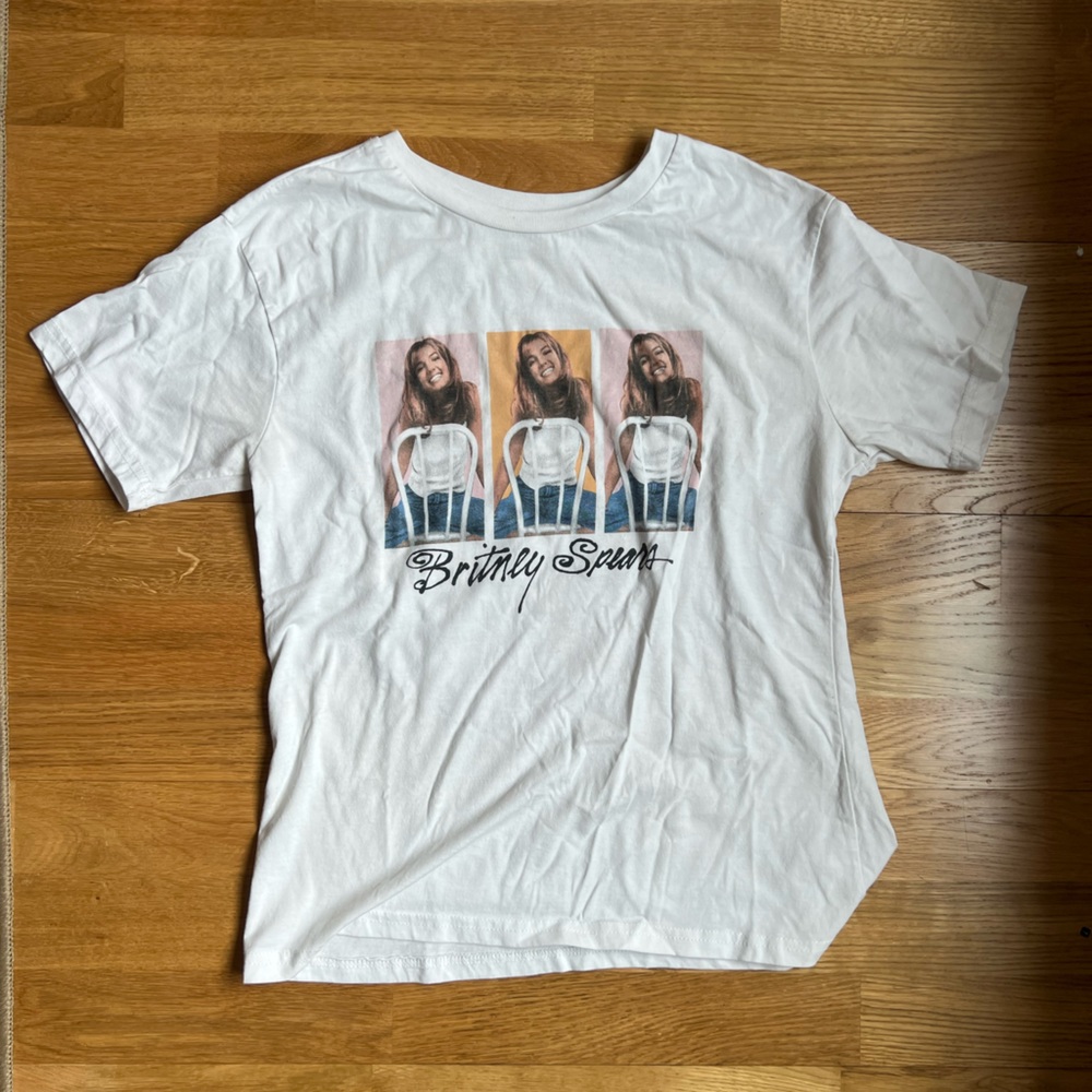 Britney graphic tee